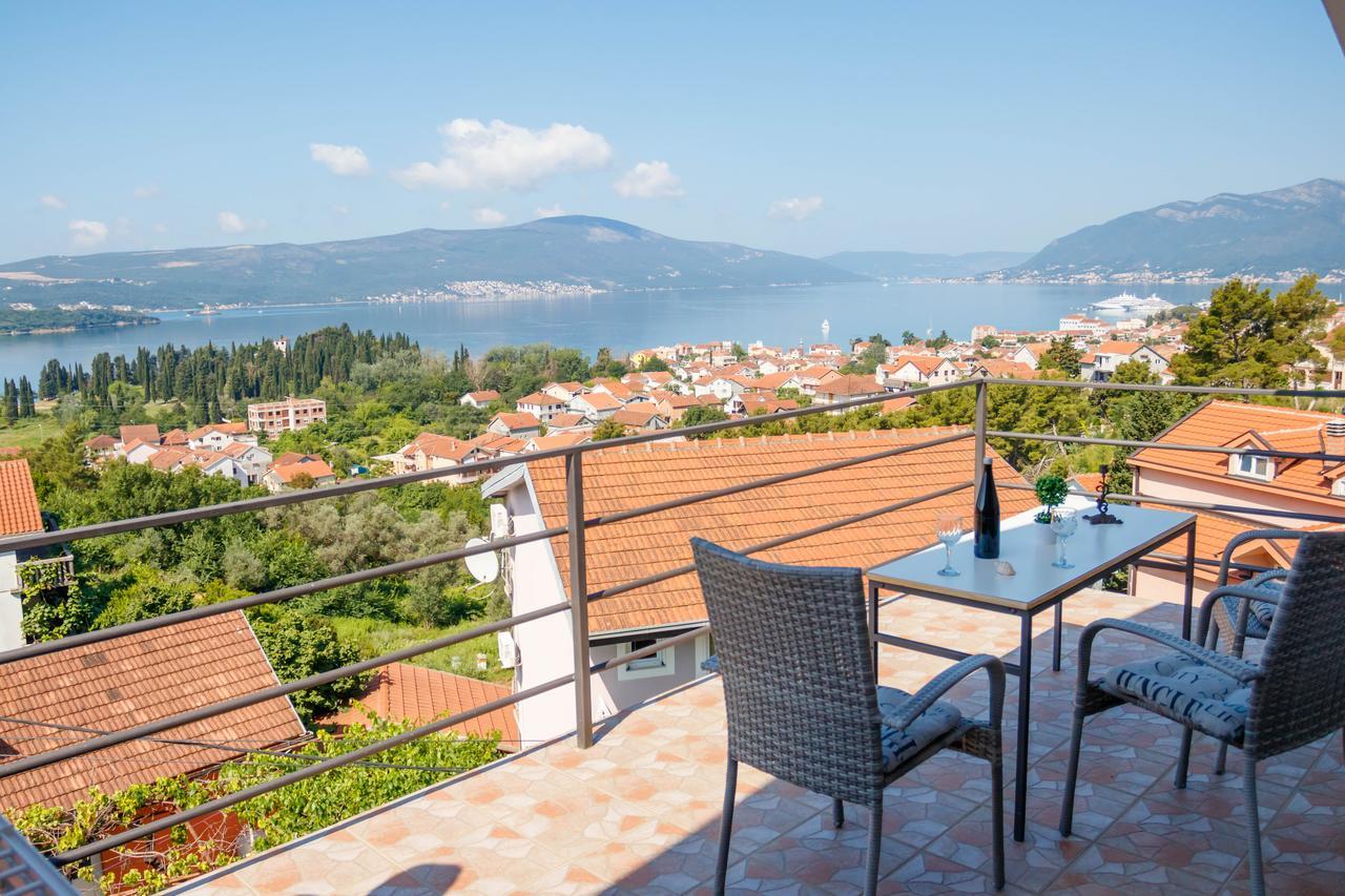 Apartmani Petar Тиват Екстер'єр фото