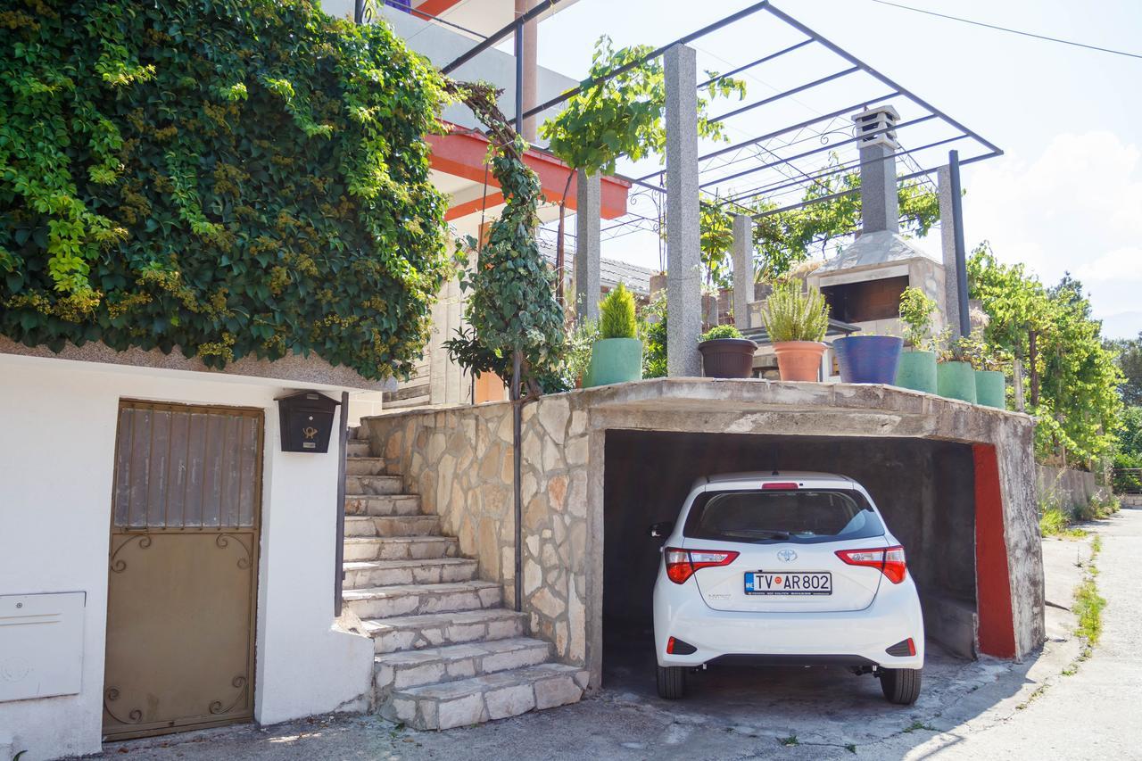 Apartmani Petar Тиват Екстер'єр фото